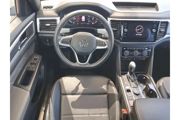 $33275 : Volkswagen Atlas Cross Sport image 4