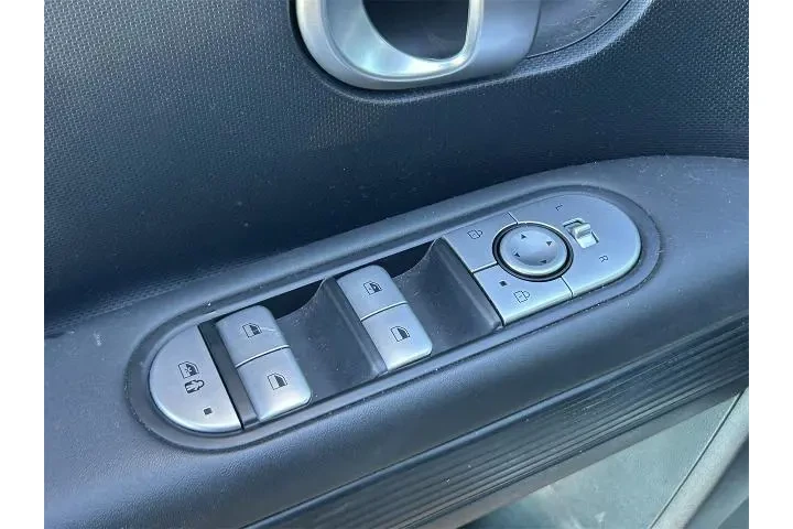 $19995 : Hyundai IONIQ 5 2022 SE 4dr image 10