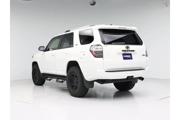$36998 : Toyota 4Runner 2022 4x4 SR5 image 2