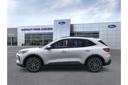 $32300 : Ford Escape Plug-In Hybrid 2 thumbnail