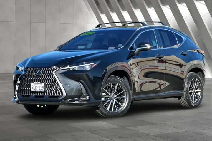 $36900 : Lexus NX 250 2023 Premium 4d image 2