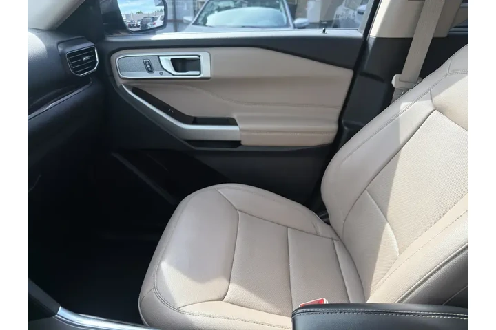 $32995 : Ford Explorer 2023 AWD Limit image 6