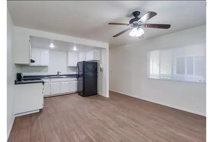$800 : San diego hermosa casa image 1