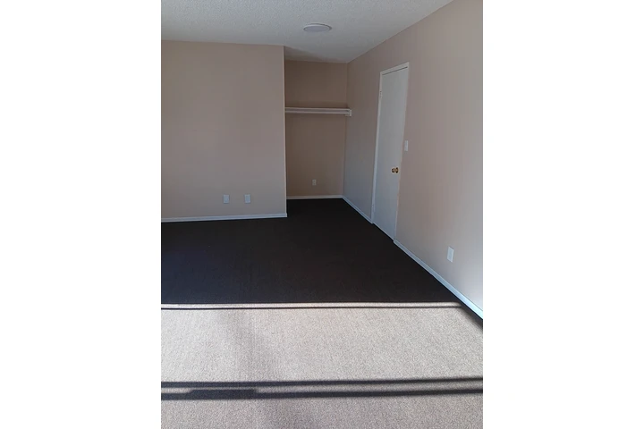 $1500 : EL MONTE image 2