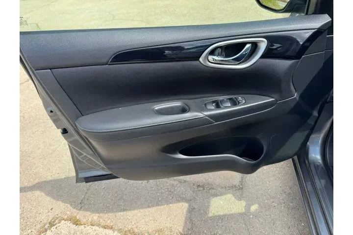 $11900 : Nissan Sentra 2019 S 4dr Sed image 9