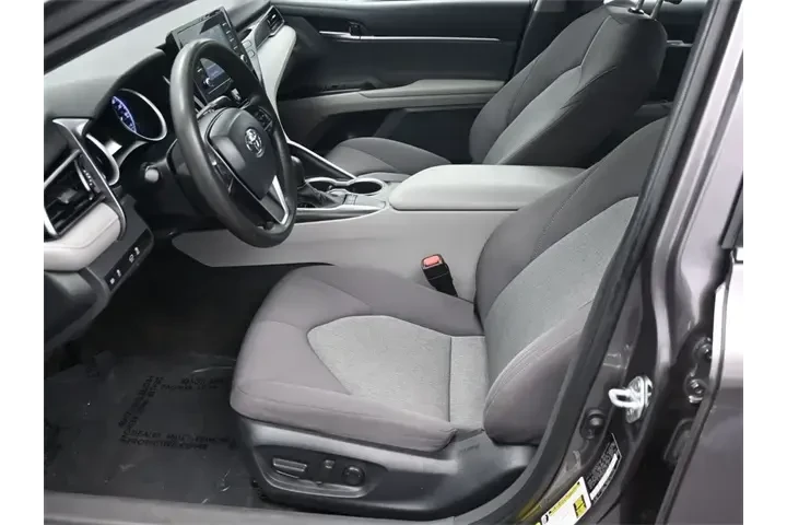 $17331 : Toyota Camry 2023 LE 4dr Sed image 5