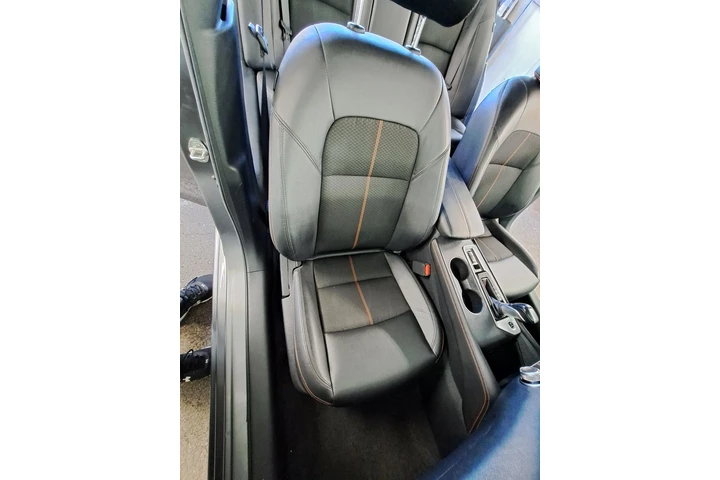 Castillo Auto Detailing image 7