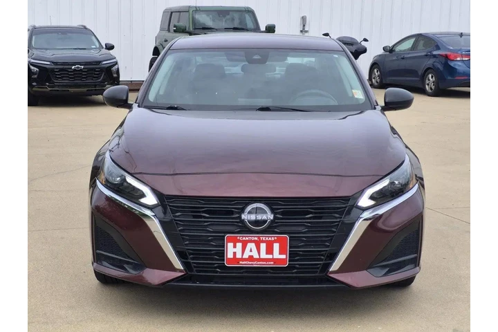 $20902 : Nissan Altima 2025 2.5 SV 4d image 2