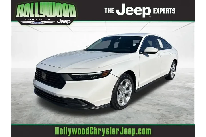 $21202 : Honda Accord 2024 LX 4dr Sed image 1