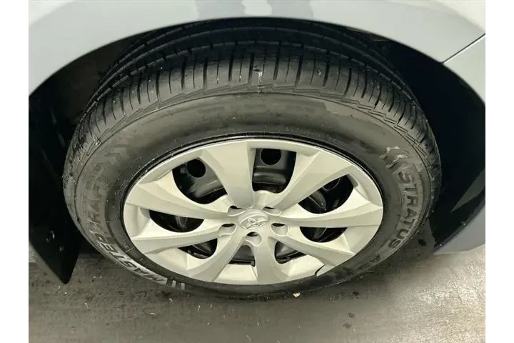 $20147 : Toyota Corolla 2022 LE 4dr S image 8