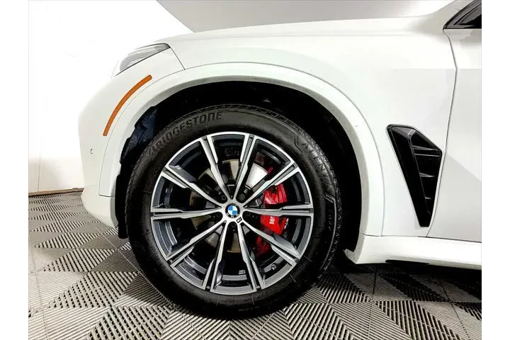 $39943 : BMW X5 2021 AWD xDrive40i 4d image 8