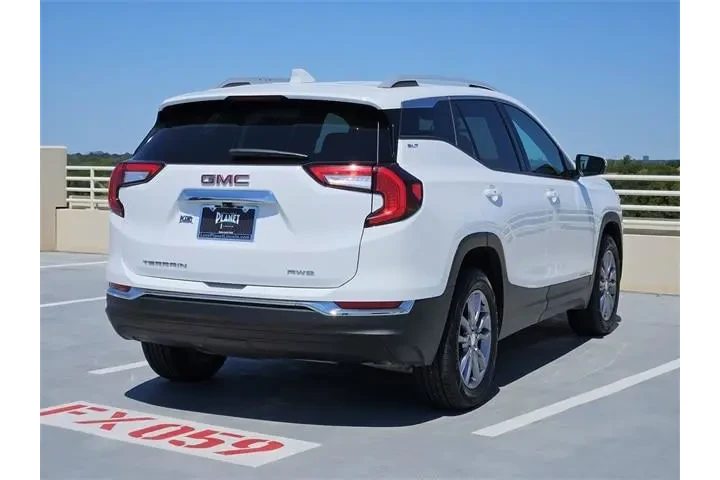 $29998 : GMC Terrain 2024 AWD SLT 4dr image 7