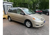 $9999 : 2010 Sienna LE 8-Passenger thumbnail