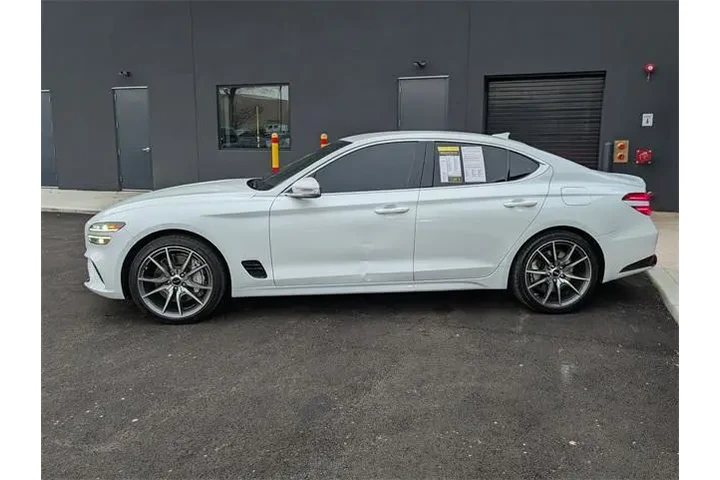 $33151 : Genesis G70 2025 2.5T Standa image 2