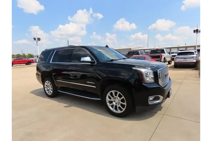 $16999 : GMC Yukon 2017 4x2 Denali 4d image 6