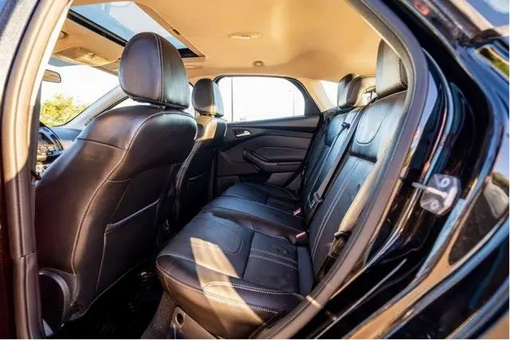 $6281 : Ford Focus 2014 SE 4dr Hatch image 6