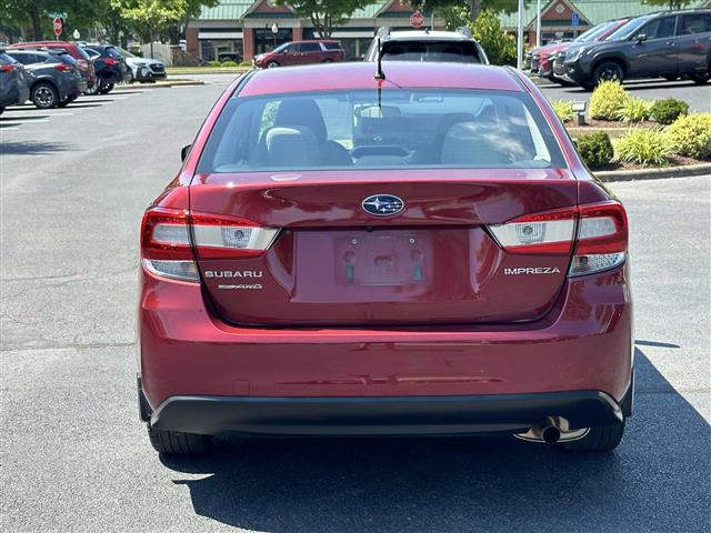 $18744 : PRE-OWNED 2022 SUBARU IMPREZA image 3