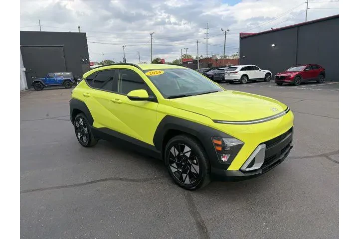 $22980 : Hyundai KONA 2024 SEL 4dr Cr image 1