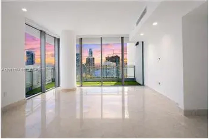 $4500 : Rental property with 2 bedro image 3