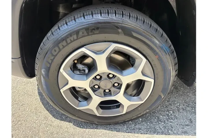 $22388 : Jeep Compass 2022 4x4 Trailh image 9