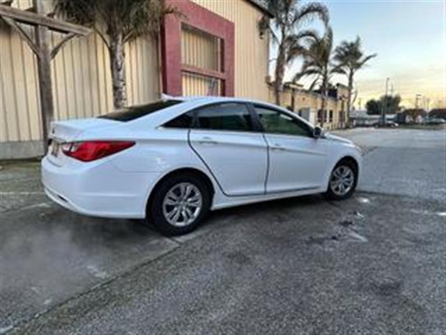 $12995 : 2013 HYUNDAI SONATA image 5