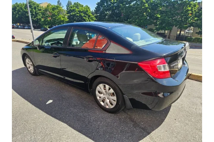 $8999 : 2012 Civic LX image 4