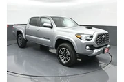 $37695 : Toyota Tacoma 2023 4x4 TRD S thumbnail