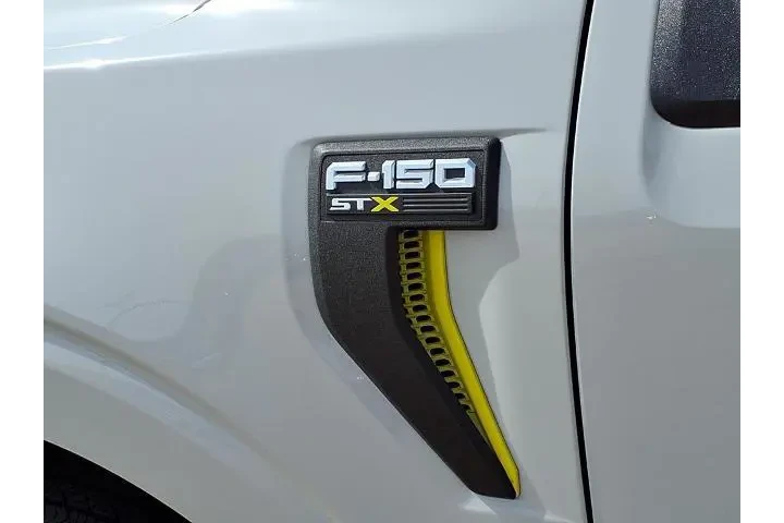 $39870 : Ford F-150 2024 4x4 STX 4dr image 7