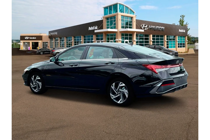 $22900 : Hyundai ELANTRA 2025 Limited image 4