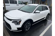 $24999 : Kia Niro EV 2024 Wind 4dr Cr thumbnail