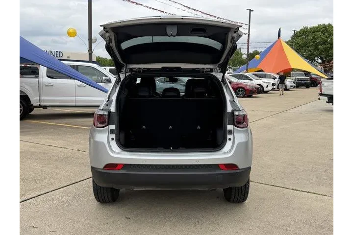 $29417 : Jeep Compass 2026 4x4 Limite image 10