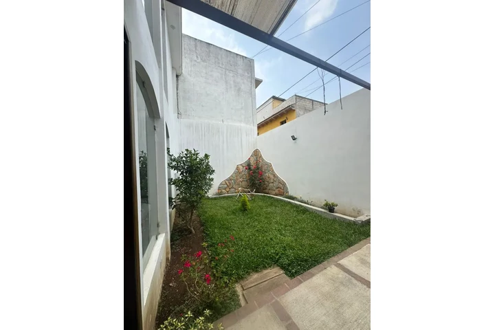 $354000 : Casa Sola en Venta en Santa Lu image 10