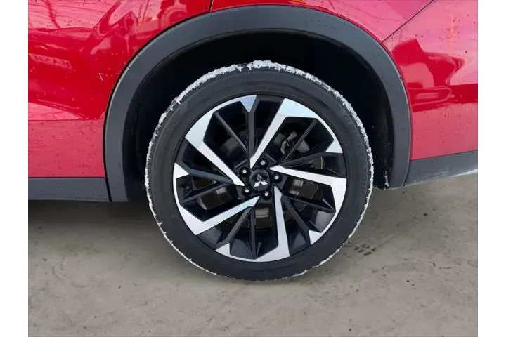 $28615 : Mitsubishi Outlander PHEV 20 image 7