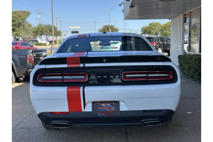 $19999 : 2019 Challenger SXT image 8