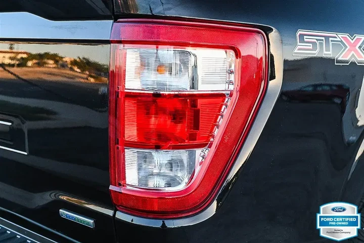 Ford F-150 2022 4x2 XL 4dr S image 9