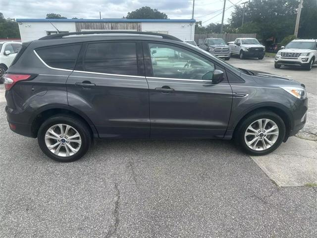 $13990 : 2018 FORD ESCAPE image 7