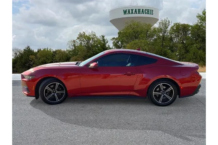 $27837 : Ford Mustang 2024 EcoBoost 2 image 3