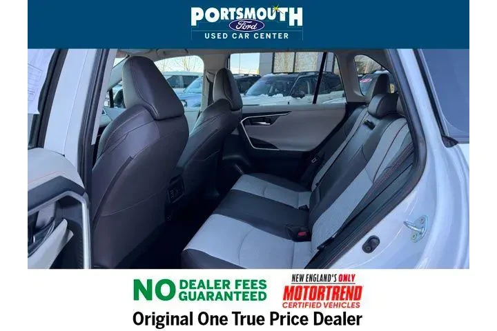 $29995 : Toyota RAV4 2024 AWD Adventu image 5