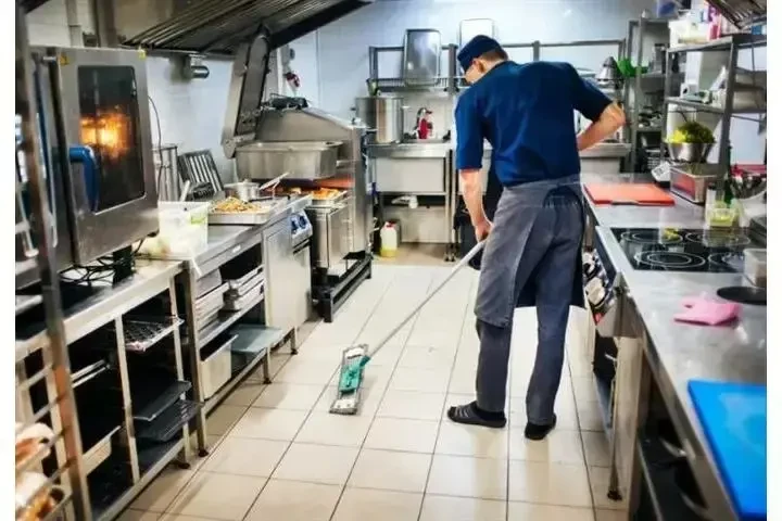 LIMPIEZA PARA RESTAURANTES image 3