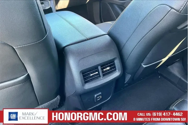 $25988 : GMC Terrain 2023 AWD AT4 4dr image 10