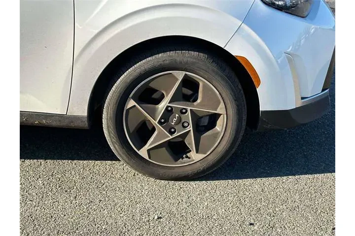 $19959 : Kia Soul 2023 EX 4dr Crossov image 6