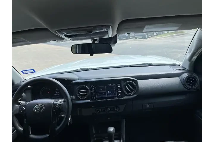 $21772 : Toyota Tacoma 2021 4x2 SR5 4 image 5