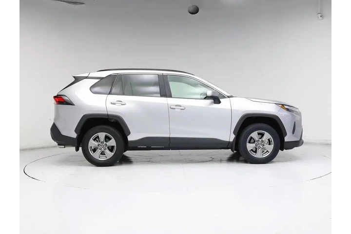 $30998 : Toyota RAV4 2024 XLE 4dr SUV image 7