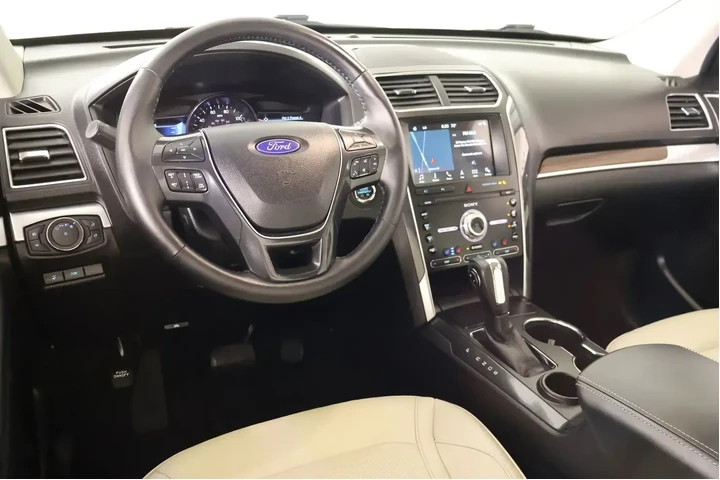 $25577 : Ford Explorer 2019 Limited 4 image 2