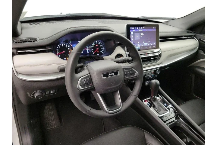 $22998 : Jeep Compass 2025 4x4 Limite image 9