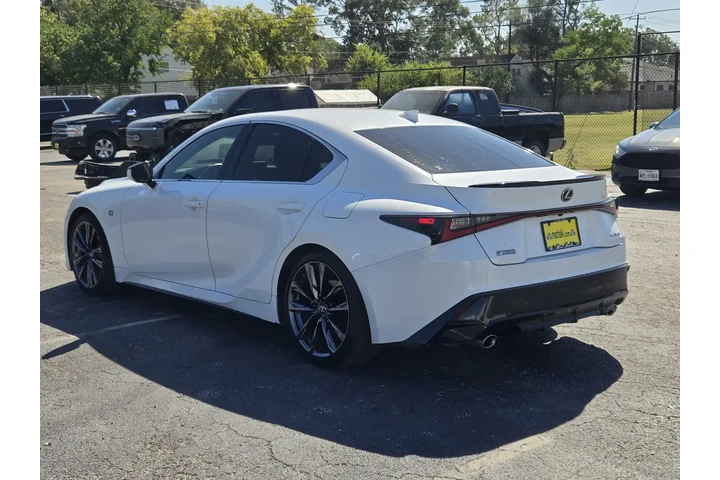 $34692 : Lexus IS 350 2021 F SPORT 4d image 3