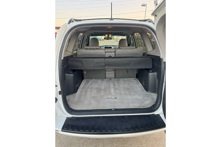 $8999 : 2011 RAV4 Limited V6 4WD image 7
