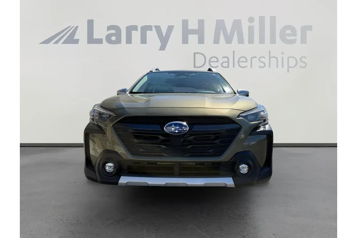 Subaru Outback 2023 AWD Tour image 8
