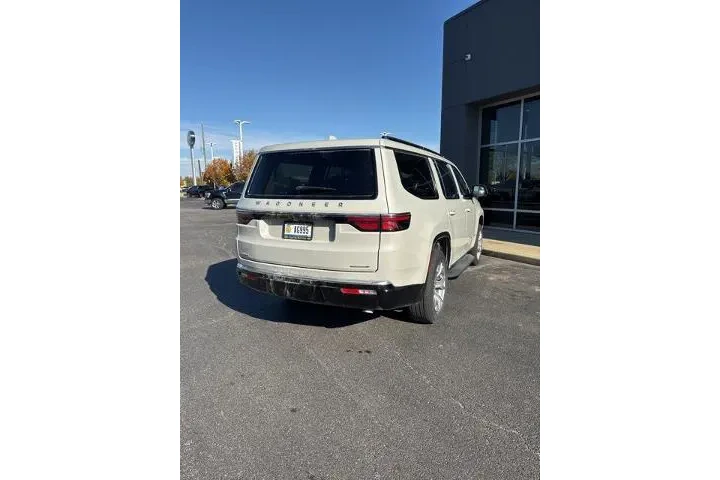$38915 : Jeep Wagoneer 2022 4x4 Serie image 8