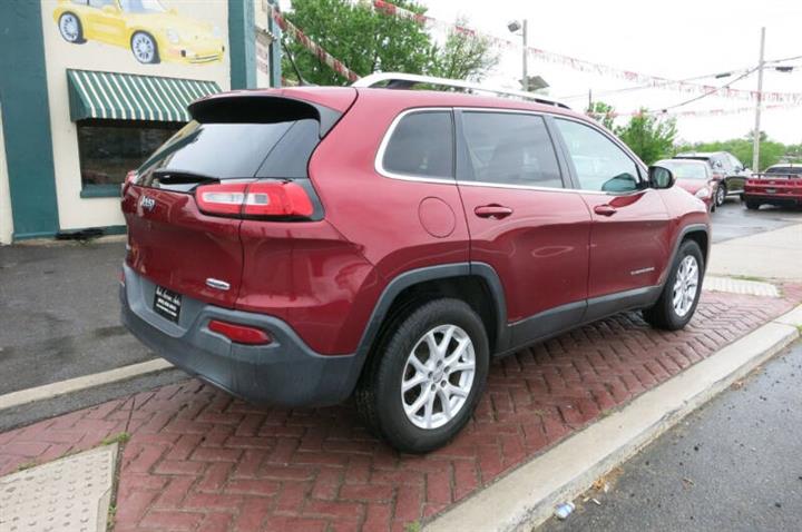 $9995 : 2014 Cherokee Latitude image 4